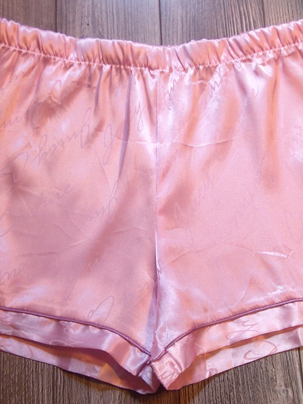 "Juicy Couture" Signature Pink Satin Sleep/Lounge SHORTS Woman Sz L